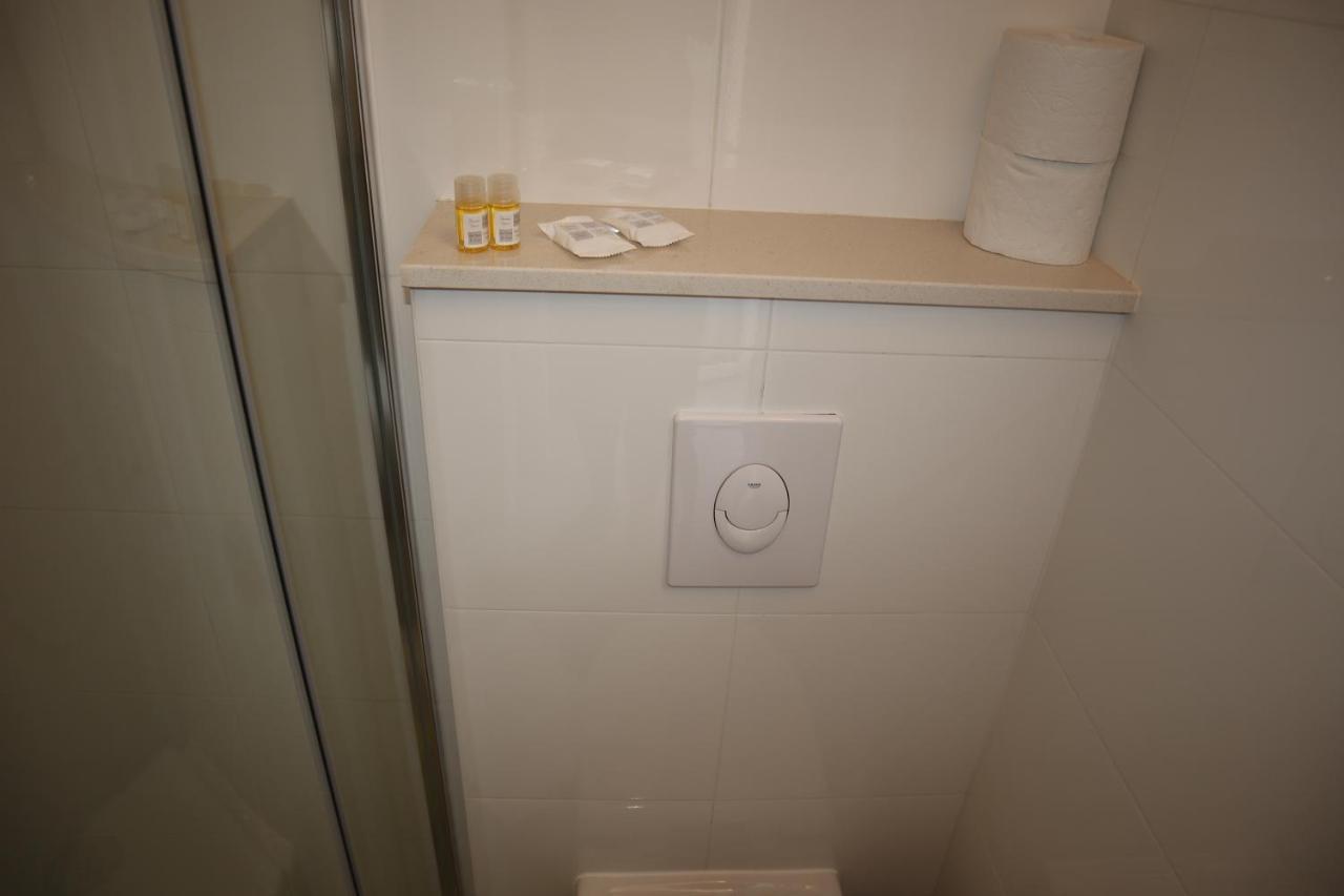 Apartments Iva Und Franka Omiš Екстериор снимка