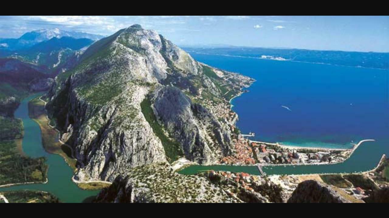 Apartments Iva Und Franka Omiš Екстериор снимка