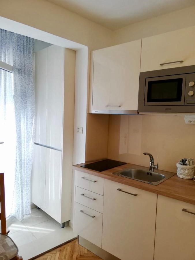Apartments Iva Und Franka Omiš Екстериор снимка